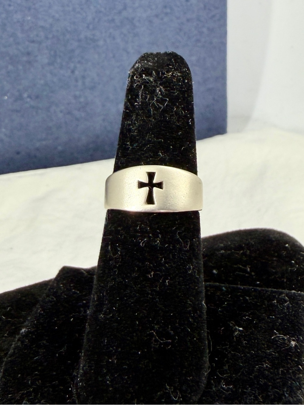 JAMES AVERY Sterling Silver Narrow Crosslet Cutout Etched Cross Ring; 5.75
